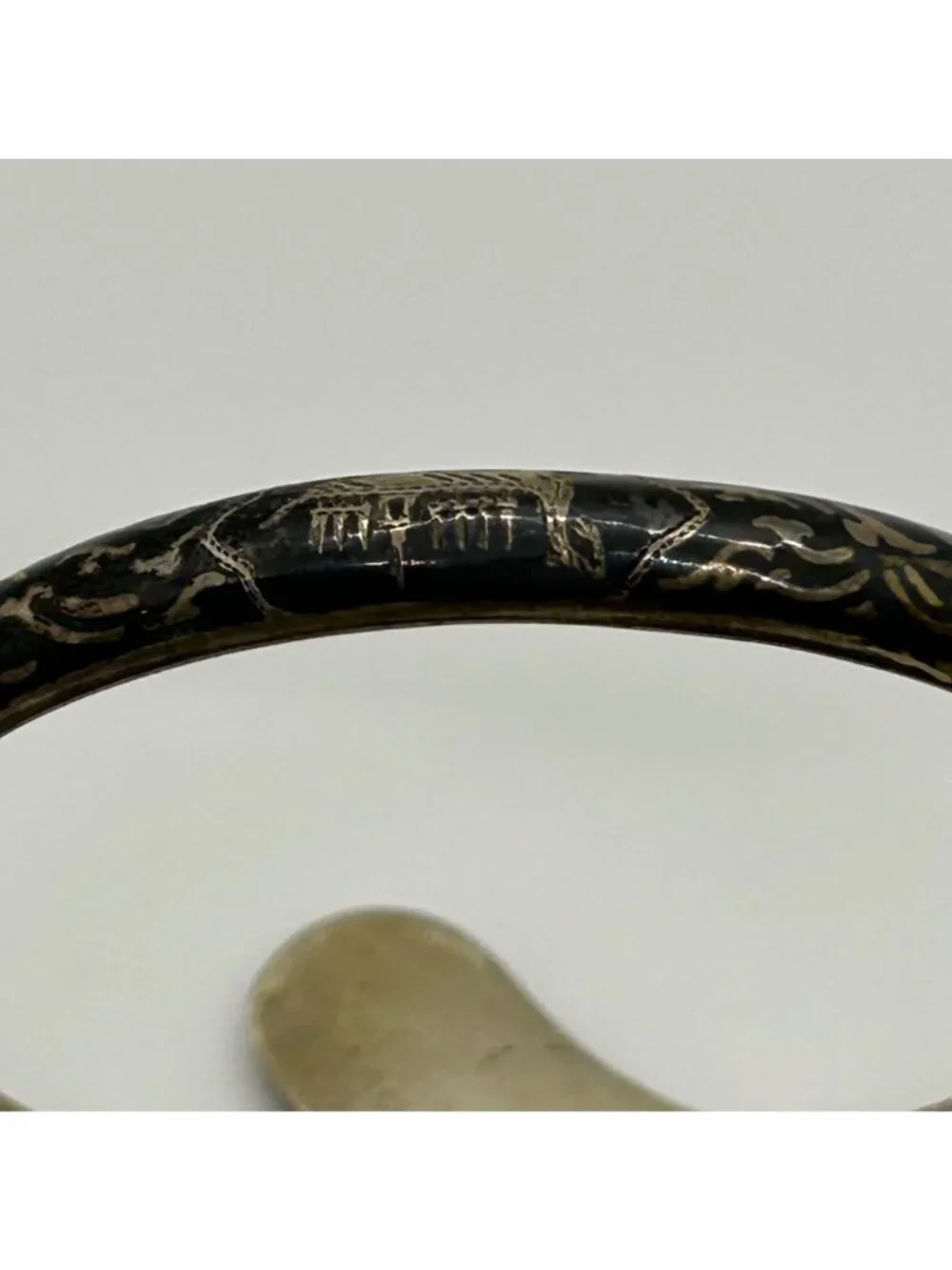 Vintage Siam Niello Bangle Bracelet Thai Black Enamel Hinged Chain Closure